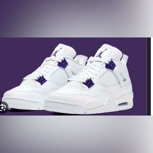 Jordan 4, metalic purple, Size 5Y big kids